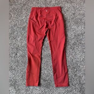Lululemon pants with side pockets